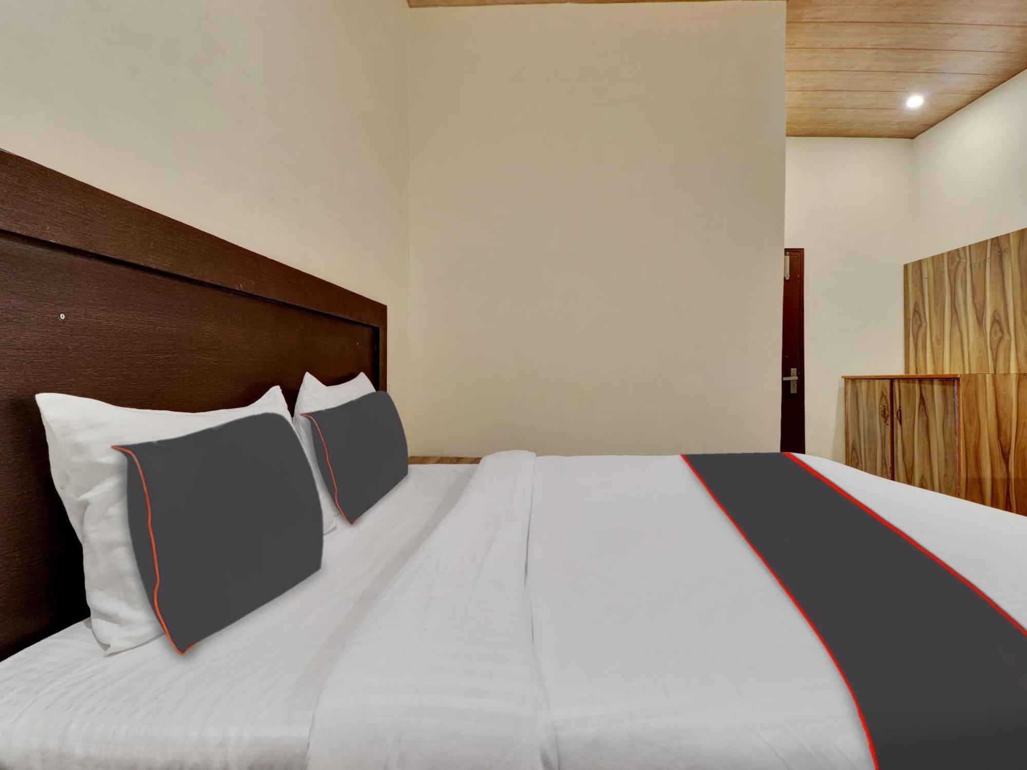 Collection O Shiv Sutra Resorts, Masuri Exterior foto