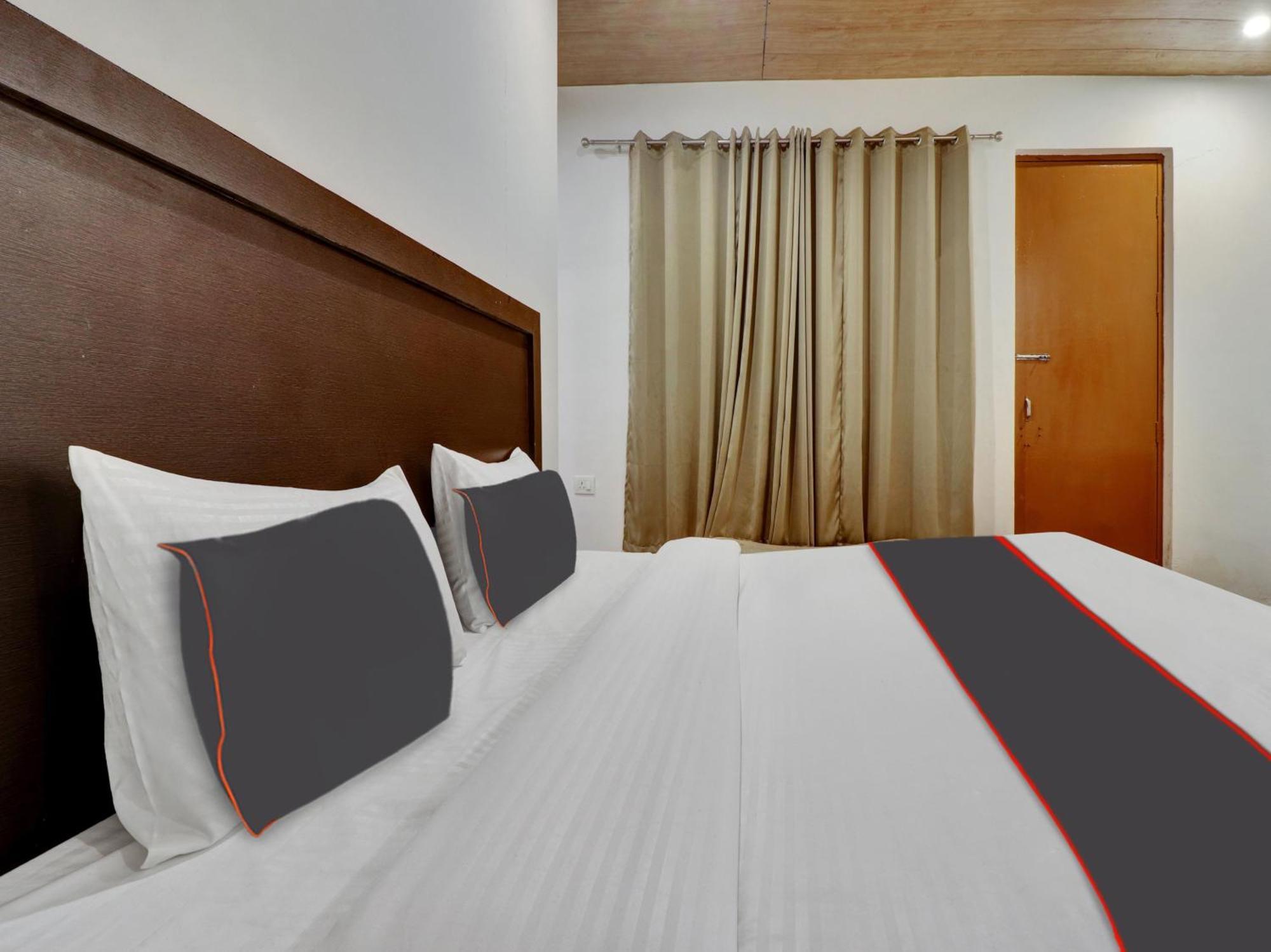 Collection O Shiv Sutra Resorts, Masuri Exterior foto